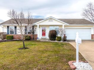 10 Ritz Ct, Saint Charles, MO 63303