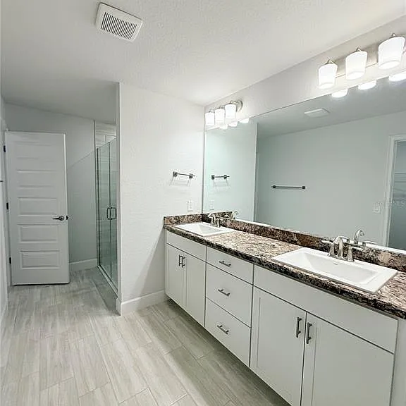 8797 SE 161st Pl — Photo 16