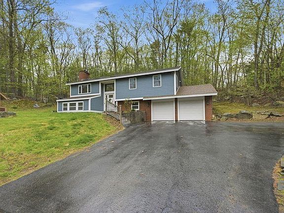 2nd image of 10 Hillside Road