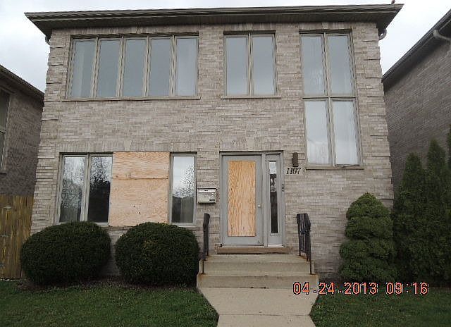 1st image of 1107 N Broadway Ave
