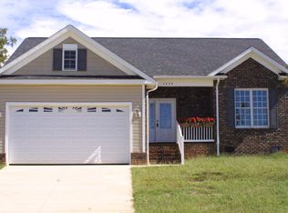 1630 Mayfair Dr, Conover, NC 28613