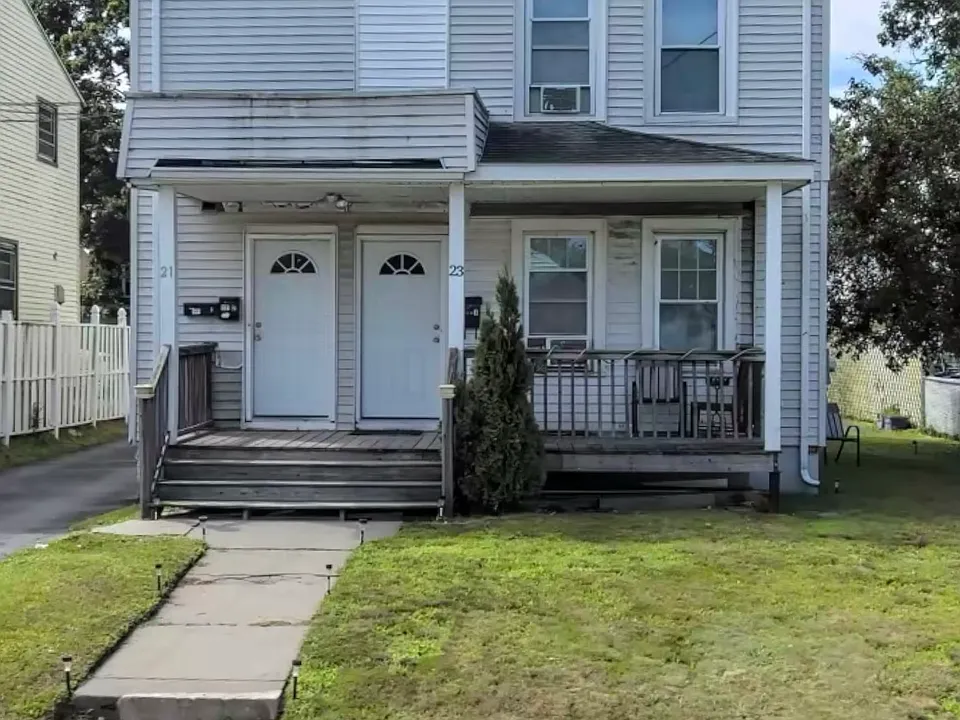 21 Boulanger Ave #3
