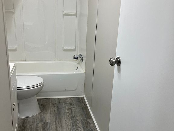 5th image of 1624 S 25 W #31