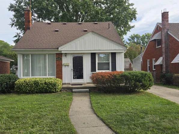 21553 Newcastle Rd, Harper Woods, MI 48225
