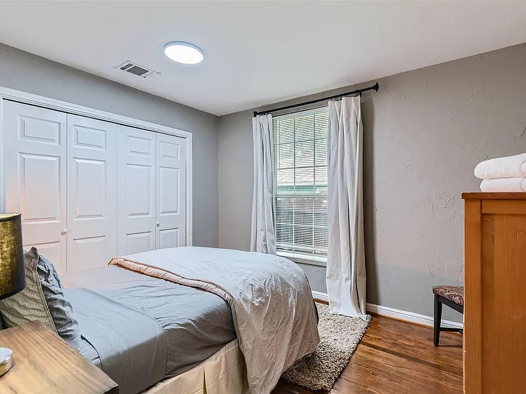 1315 E M Franklin Ave #A — Photo 7