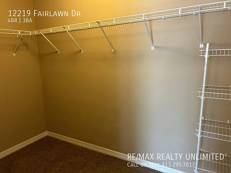 12219 Fairlawn Dr — Photo 24