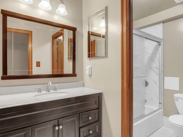 375 Lincoln Place image 10 of 16