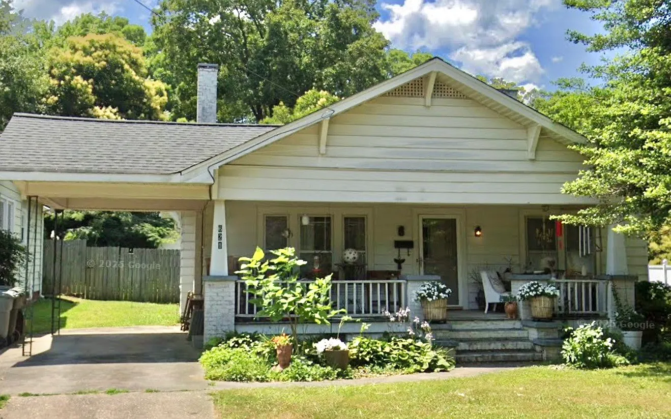 3 bed, 1440 sqft, $1,695 — Photo 1