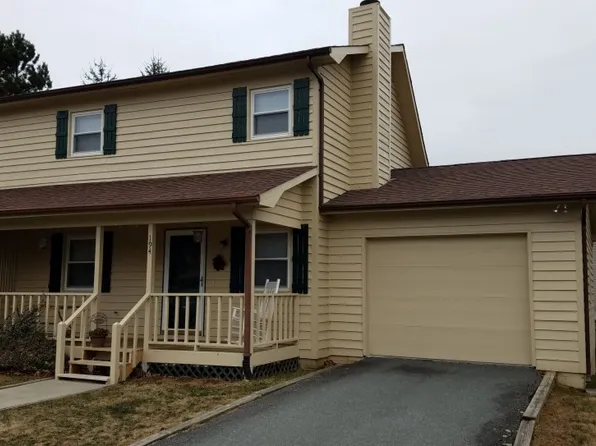 194 Carriage Lamp Ct, Boone, NC 28607