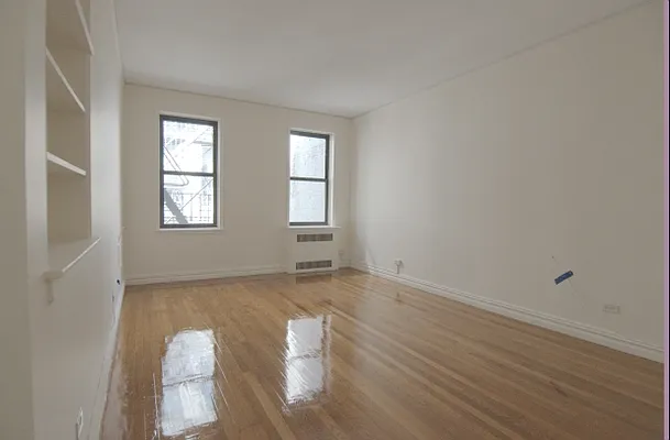 Rented by MNS | media 28
