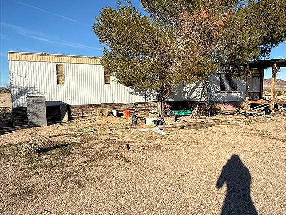 2nd image of 49122 Bedford Rd