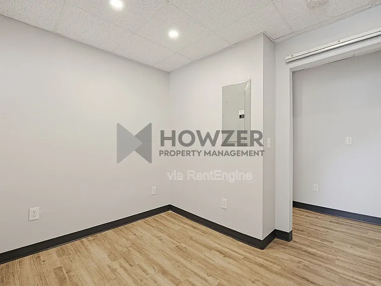 127 Park St #10 — Photo 10