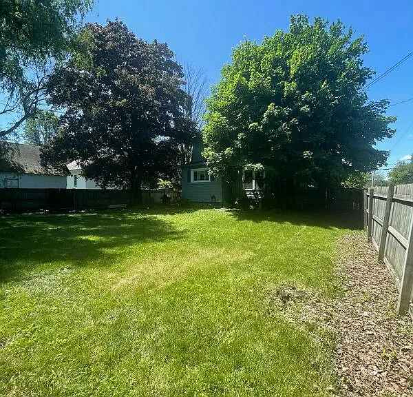 528 Lindbergh Ave — Photo 18