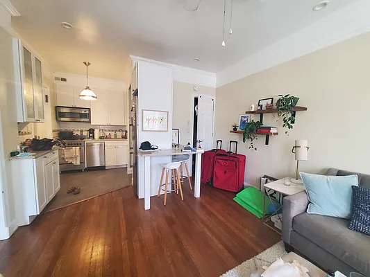 Rented by BLS Realty | media 23