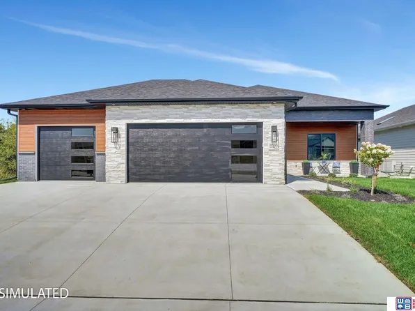 4309 Celestial Ln, Lincoln, NE 68516