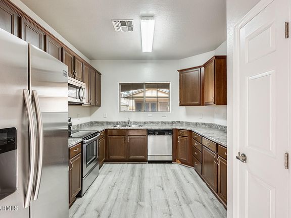 3rd image of 9435 S 33RD Drive