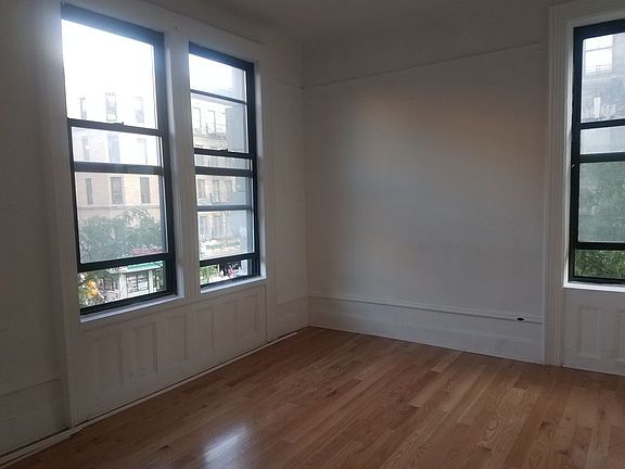 3rd image of 201 W 107th St APT 8