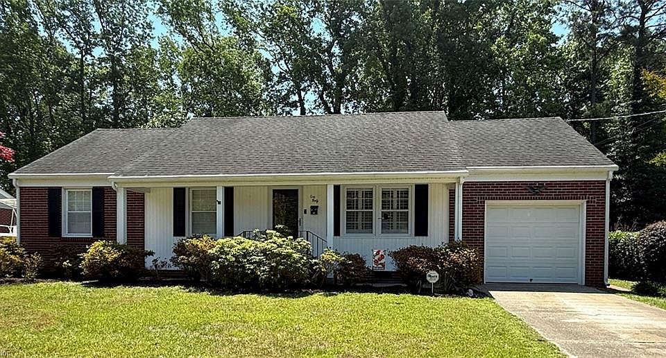 1st image of 140 Albany Dr