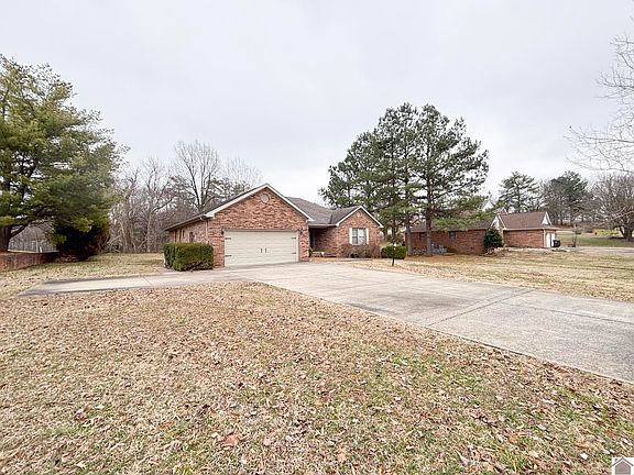 2nd image of 120 Terre Verte Blvd