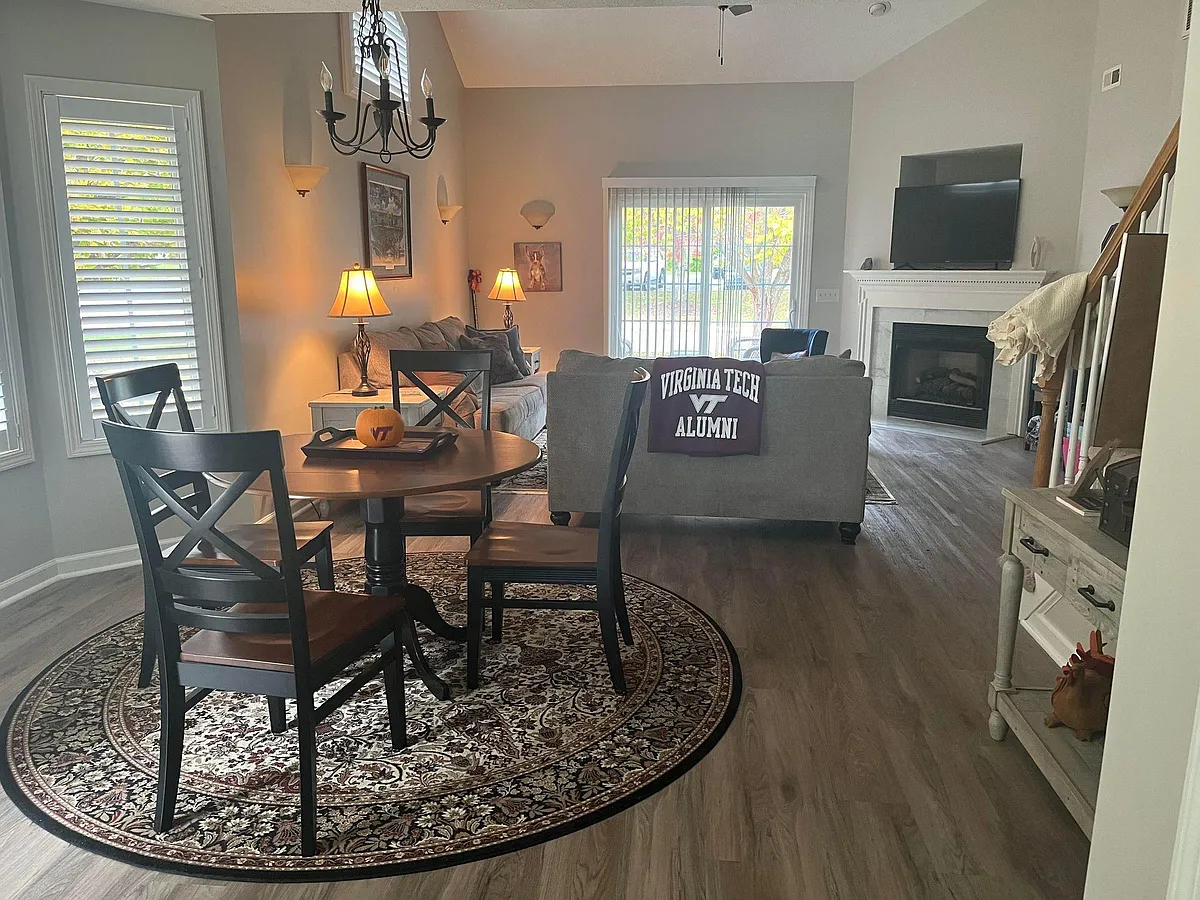 Living & dining area inside front door - 2241 Whitney Ct
