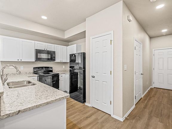 3rd image of 7116 Georgeann Dr #104