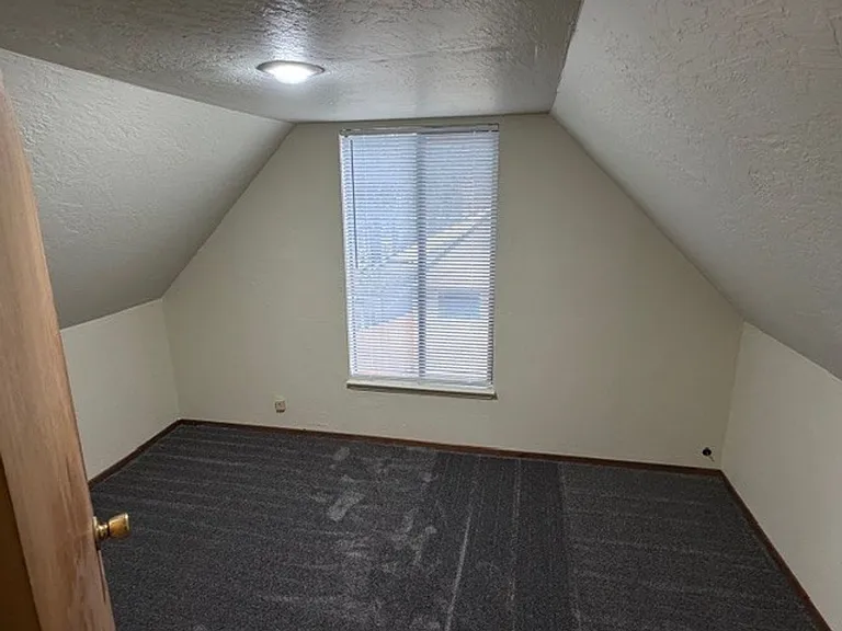 22868 Black Hawk Dr — Photo 6