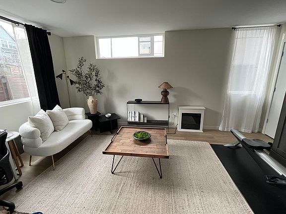 1st Floor Bedroom #1