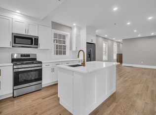 24 Pleasant St Floor 2, Dorchester, MA 02125