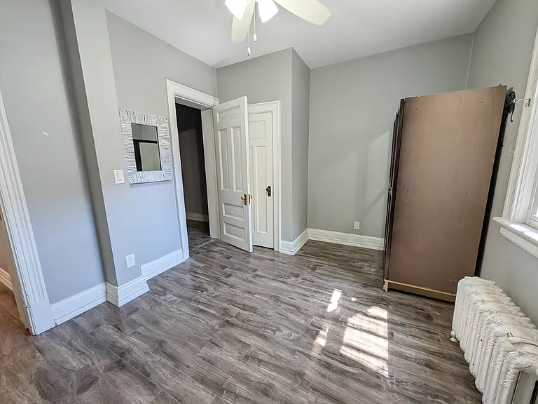 55 Wellington St S #3 — Photo 20