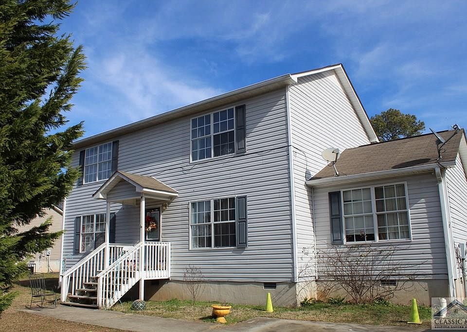 2nd image of 121 Acadia Dr