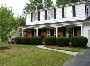 6036 Rockdale Ln, Sylvania, OH 43560
