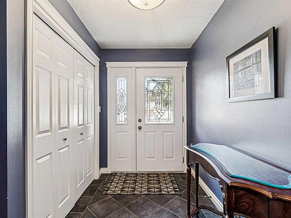 4th image of 443 W Brookmere Cres SW