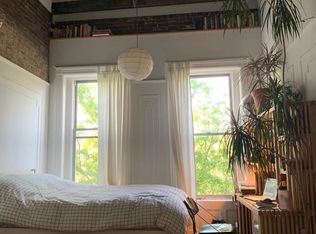 116 N 8th St #9, Brooklyn, NY 11249