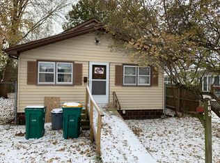 165 E 1st St, Coal City, IL 60416