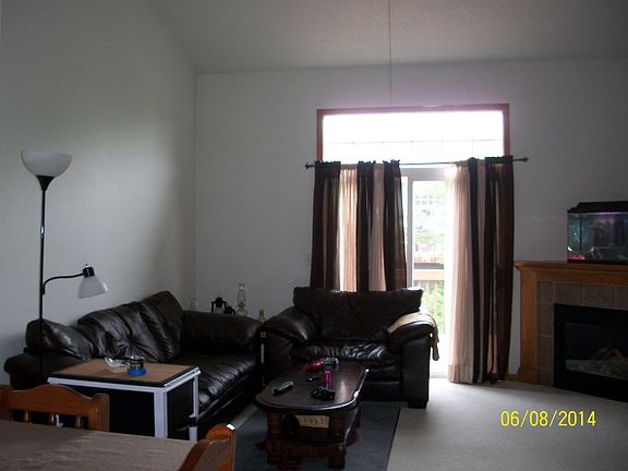 3rd image of 30 Heidi Ln