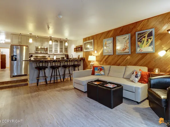 366 Crystal Mountain Rd APT 409, Girdwood, AK 99587