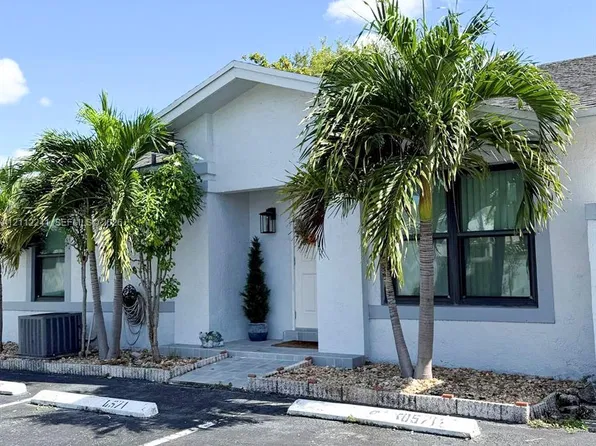 6477 SW 152nd Pl #5-77, Miami, FL 33193