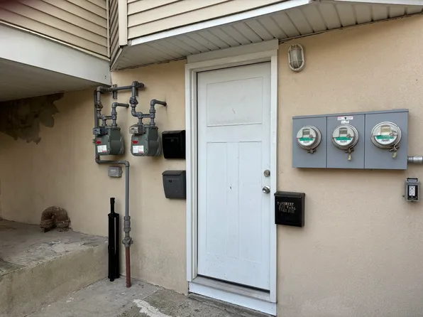 226 Benziger Ave #Basement, Staten Island, NY 10301