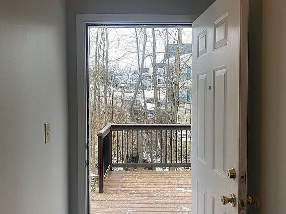 5th image of 1801 Stoney Run Cir #1801