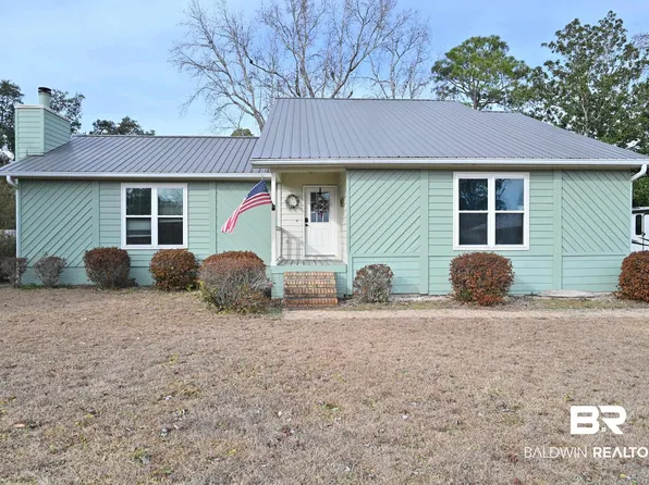 420 Camelia Cir, Gulf Shores, AL 36542