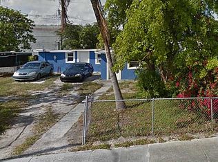 5813 Wiley St, Hollywood, FL 33023