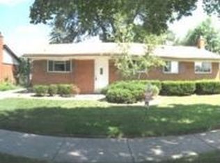 37972 Lyndon St, Livonia, MI 48154