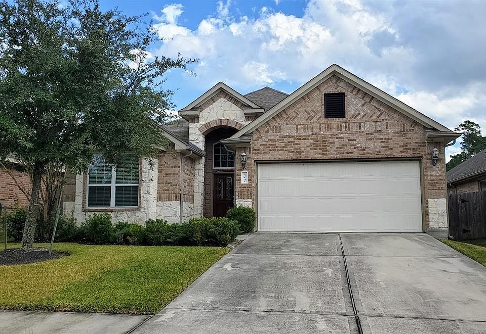 1st image of 24131 Auburn Woods Ct