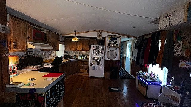 2nd image of 11325 State Highway 23 #202