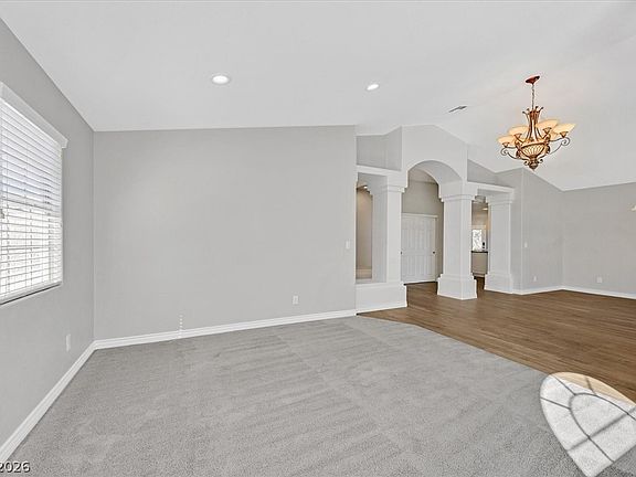 5th image of 5875 Janell Dr