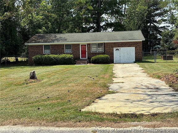 2nd image of 501 Rosewood Rd