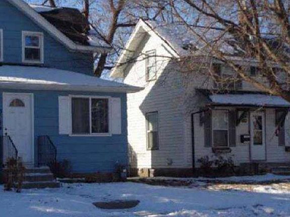 2nd image of 716 5th Ave S