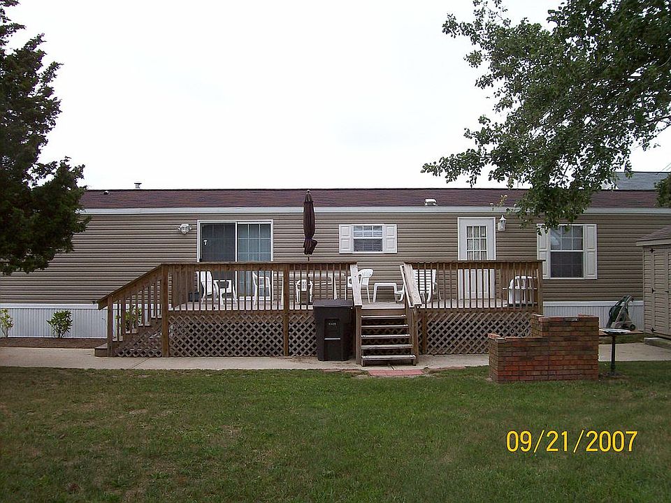 2nd image of 139 Seabreeze Dr