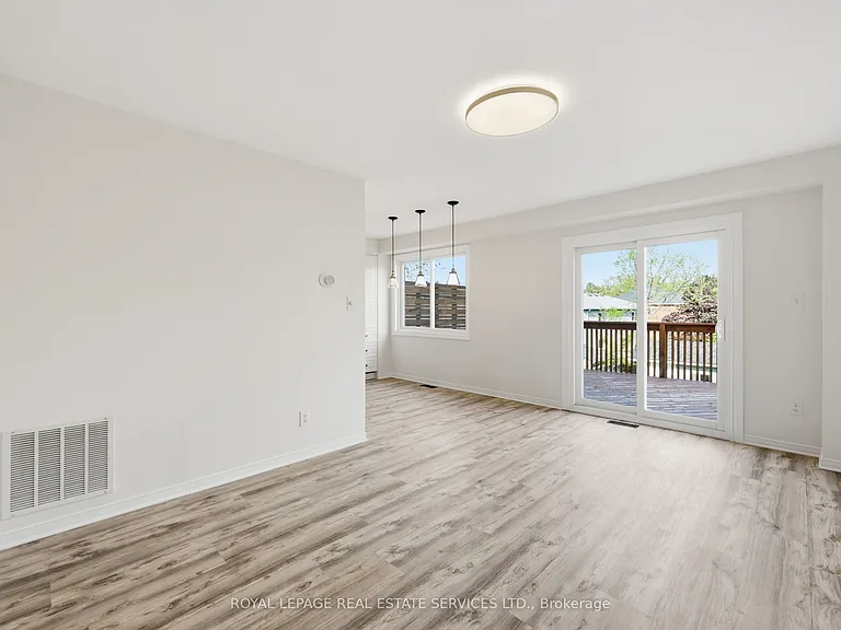46 Lisbon Pines Dr — Photo 6