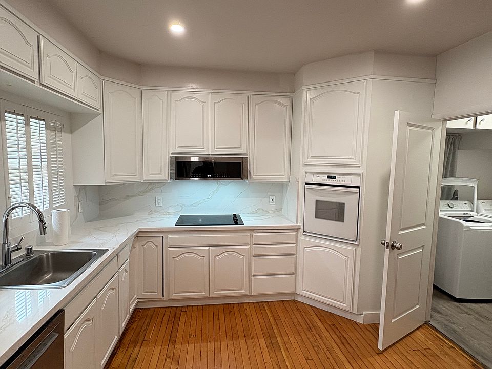 1st image of 1729 Pleasant Valley Ave
